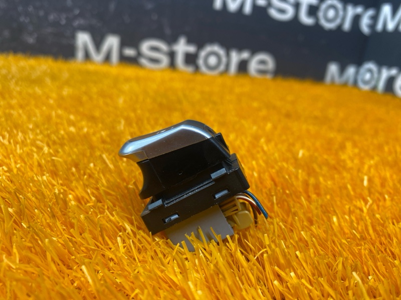 кнопка стеклоподъемника, 400 рублей, Красноярск