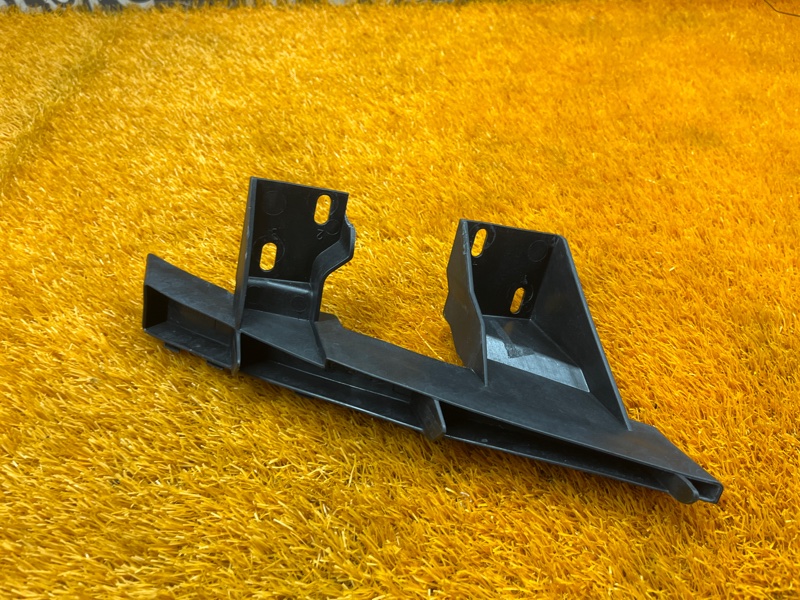 крепление бампера, 1000 рублей, Красноярск