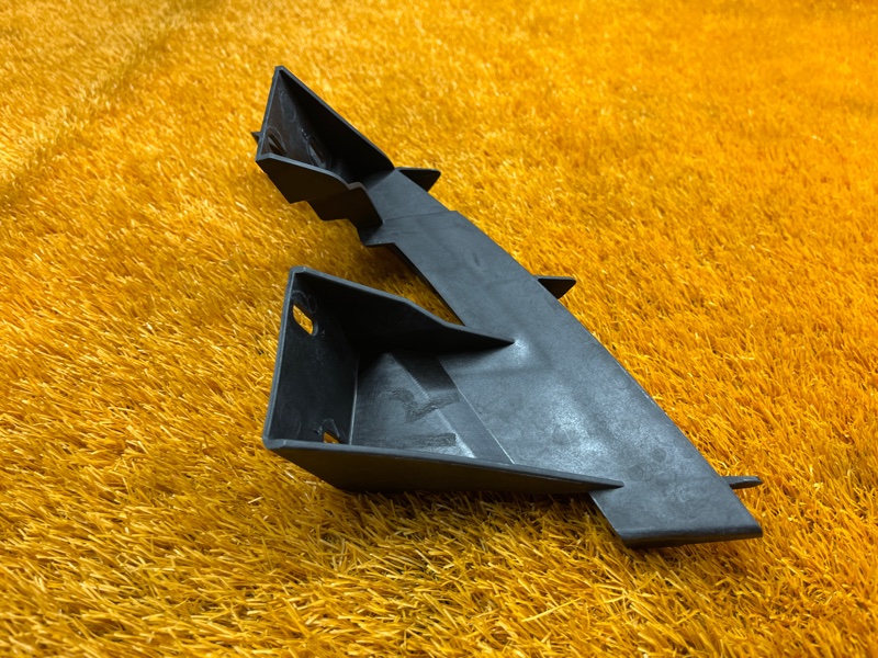 крепление бампера, 800 рублей, Красноярск