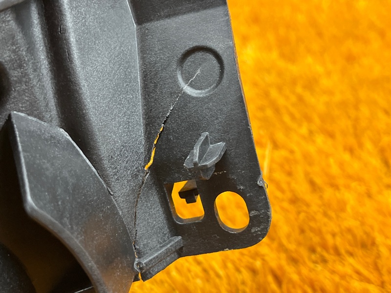 кронштейн фары, 3000 рублей, Красноярск