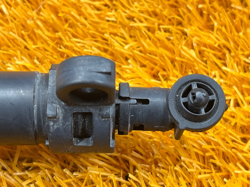 Форсунка омывателя фары, 2000 рублей, Красноярск