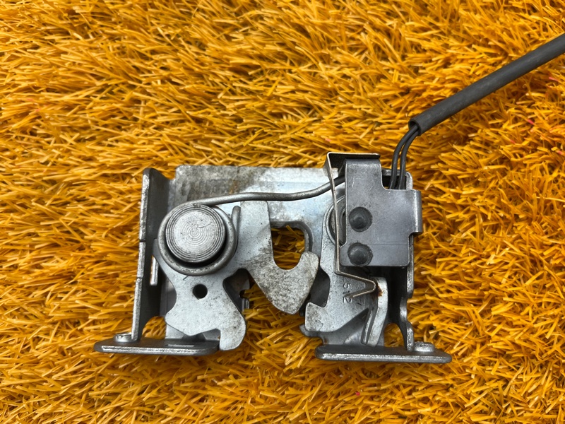 замок капота, 1500 рублей, Красноярск