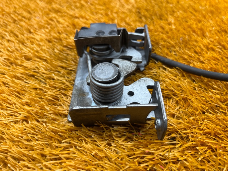 замок капота, 1500 рублей, Красноярск