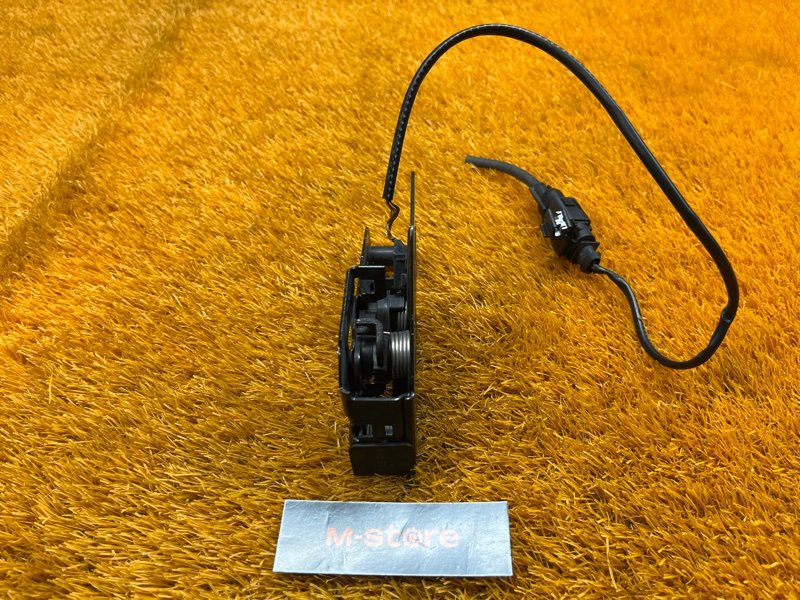 замок капота, 500 рублей, Красноярск