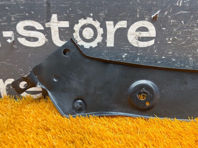 кронштейн фары, 2000 рублей, Красноярск