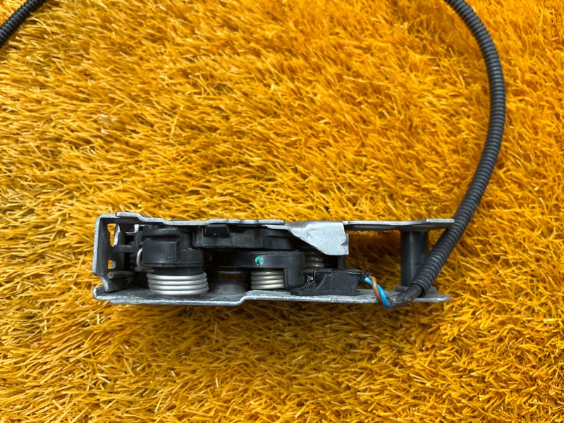 замок капота, 2000 рублей, Красноярск