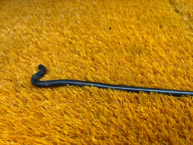 держатель капота, 300 рублей, Красноярск