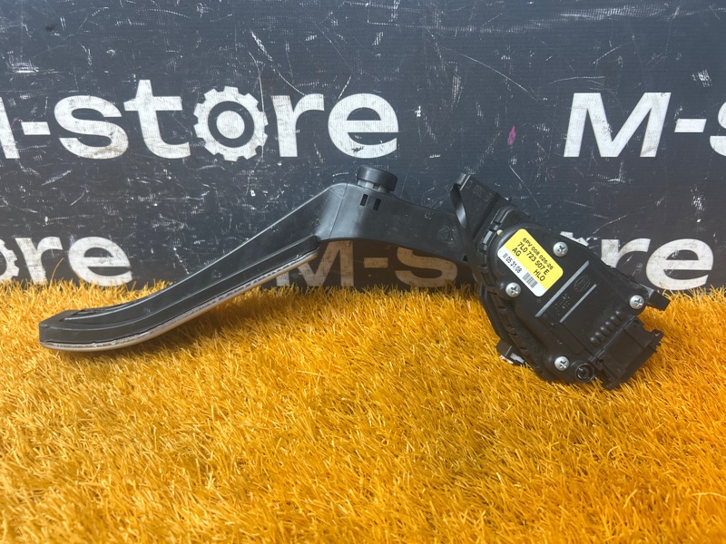 педаль газа, 500 рублей, Красноярск