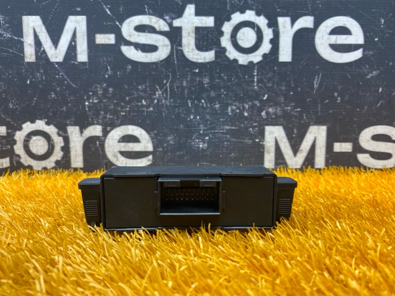 блок управления интерфейсом, 2000 рублей, Красноярск