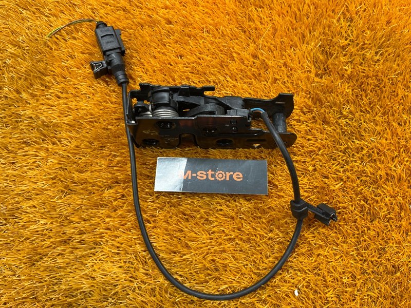 замок капота, 500 рублей, Красноярск