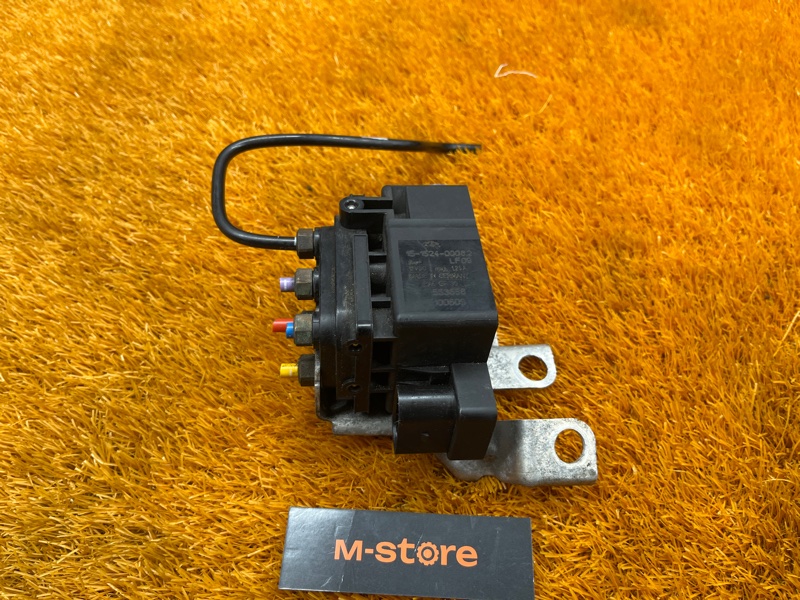 Блок клапанов пневмоподвески, 11000 рублей, Красноярск