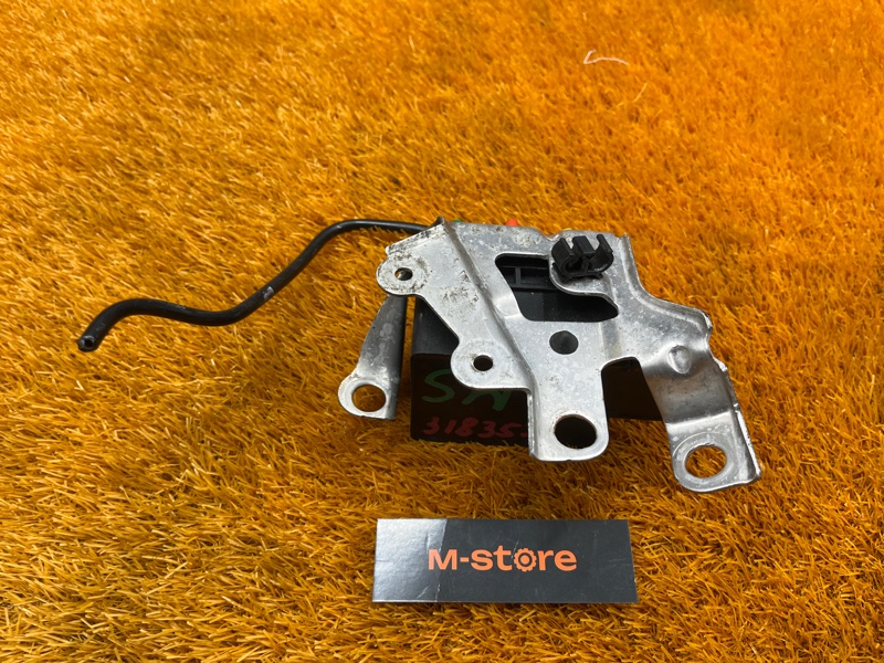 Блок клапанов пневмоподвески, 11000 рублей, Красноярск