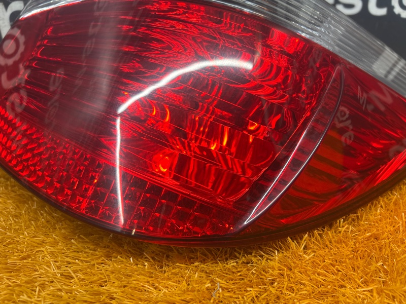 Фонарь задний, 2000 рублей, Красноярск