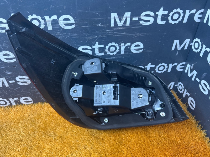 Фонарь задний, 2000 рублей, Красноярск