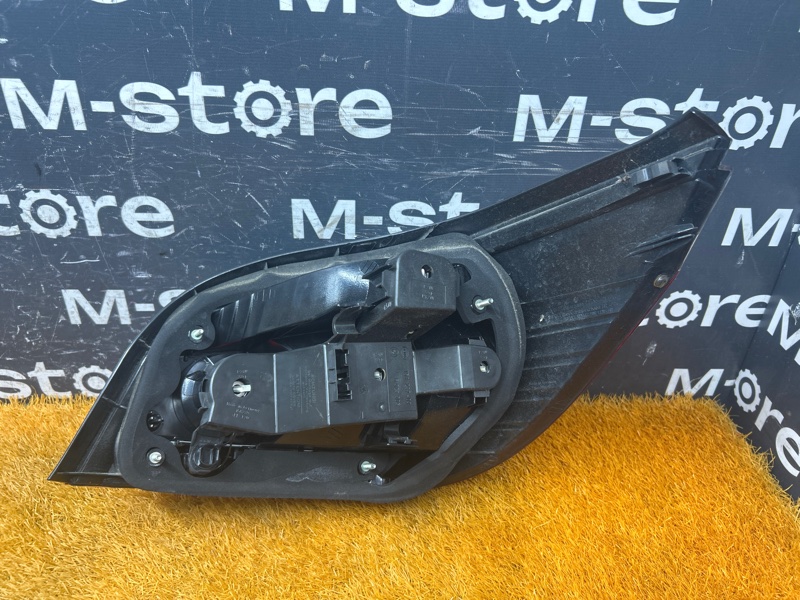 Фонарь задний, 2000 рублей, Красноярск