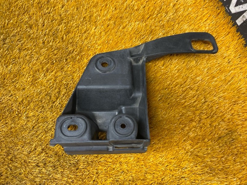 крепление бампера, 300 рублей, Красноярск