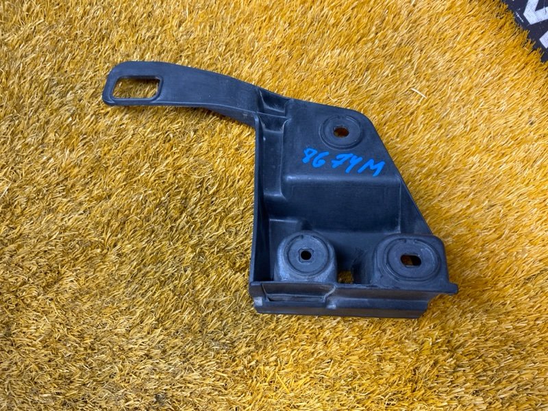 крепление бампера, 300 рублей, Красноярск