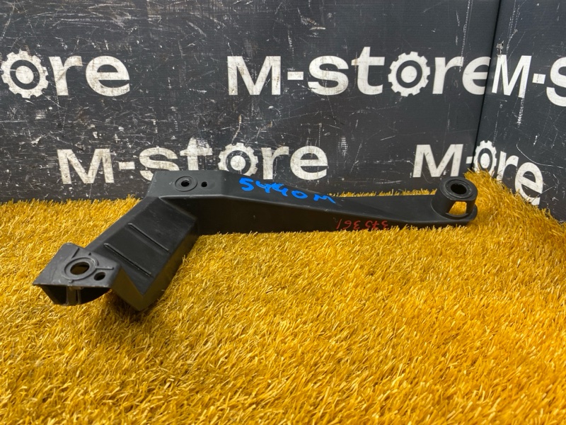 крепление бампера, 200 рублей, Красноярск