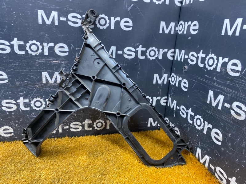 крепление бампера, 1000 рублей, Красноярск