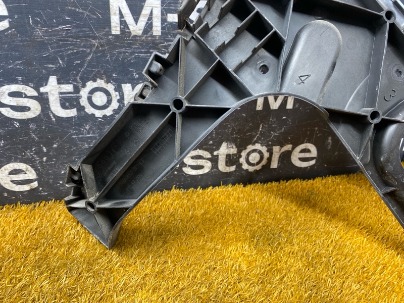 крепление бампера, 1000 рублей, Красноярск