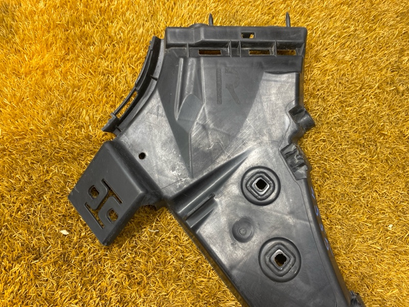 крепление бампера, 2500 рублей, Красноярск