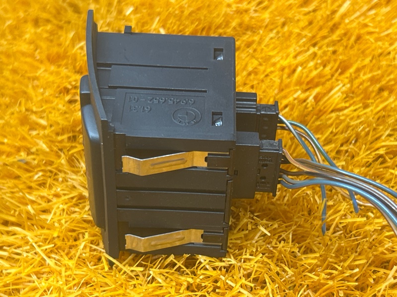 Кнопка аварийной сигнализации, 500 рублей, Красноярск