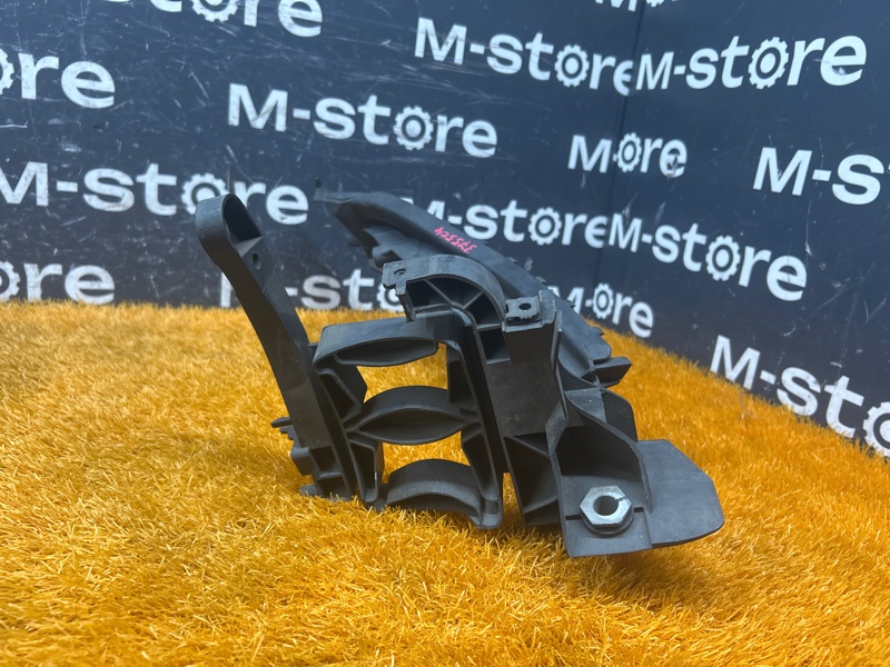 кронштейн фары, 2000 рублей, Красноярск