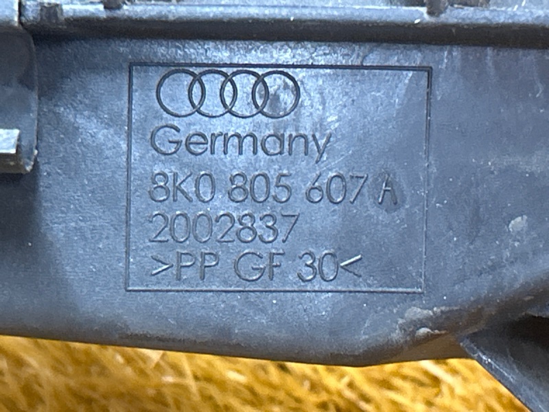 кронштейн фары, 2000 рублей, Красноярск