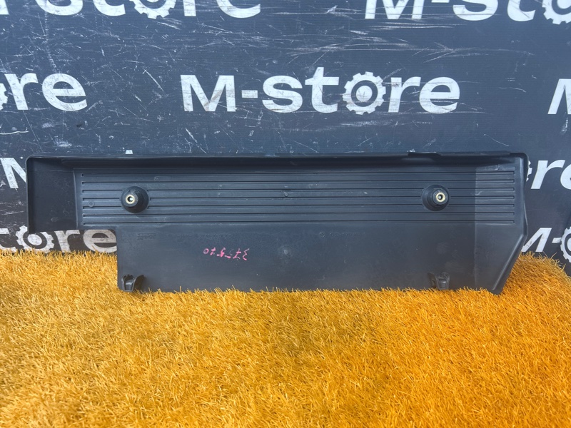 крышка двигателя, 500 рублей, Красноярск