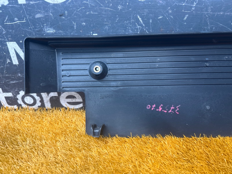 крышка двигателя, 500 рублей, Красноярск