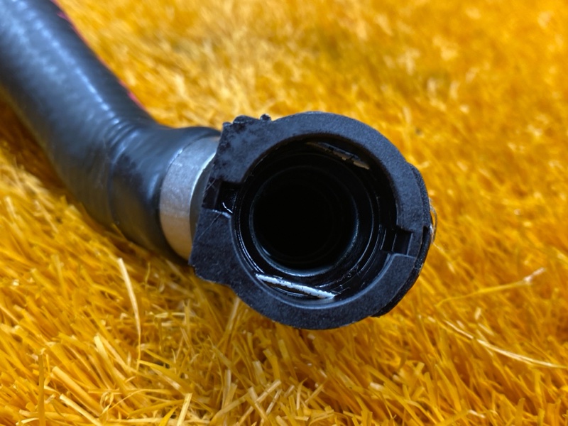 Патрубок системы охлаждения, 800 рублей, Красноярск