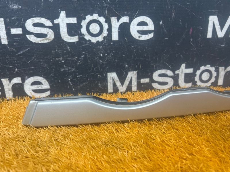 планка под фару, 1000 рублей, Красноярск