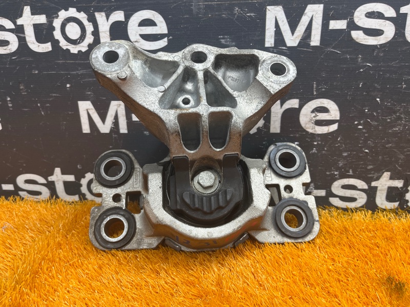 подушка двигателя, 2000 рублей, Красноярск