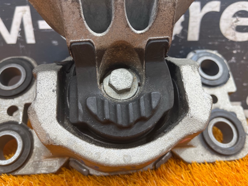 подушка двигателя, 2000 рублей, Красноярск