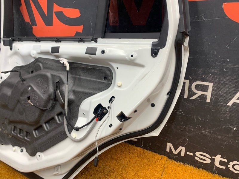 дверь, 10000 рублей, Красноярск