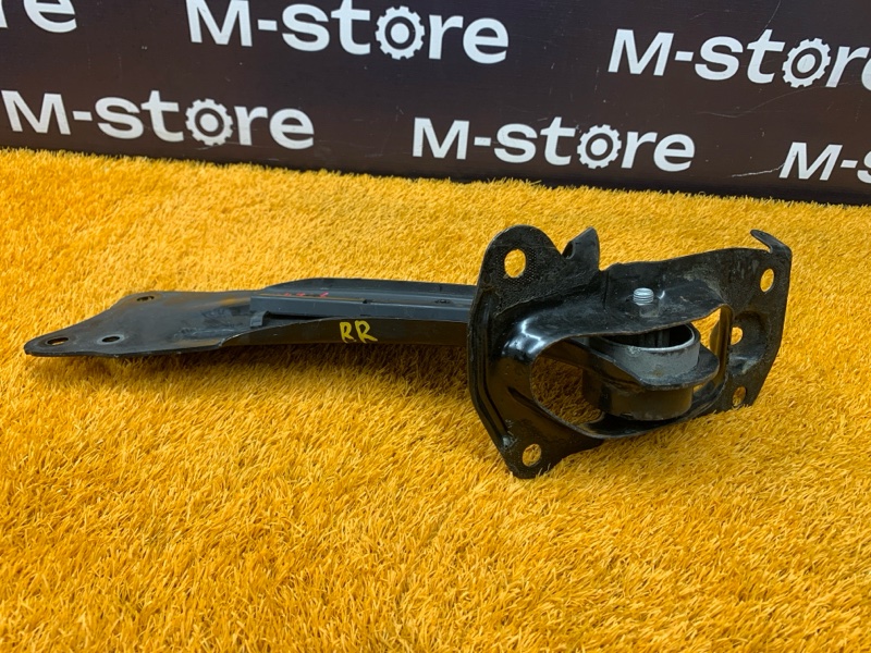 Рычаг подвески нижний, 1000 рублей, Красноярск