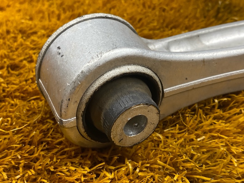 Рычаг подвески верхний, 1500 рублей, Красноярск