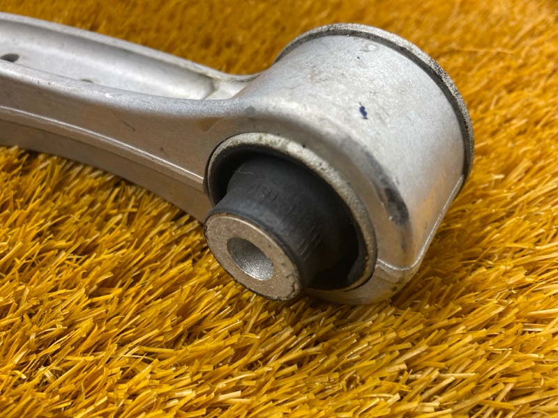 Рычаг подвески верхний, 1500 рублей, Красноярск