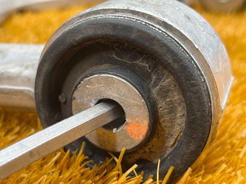 Рычаг подвески верхний, 4500 рублей, Красноярск