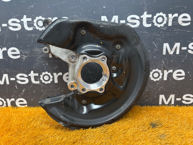 кулак поворотный, 2000 рублей, Красноярск