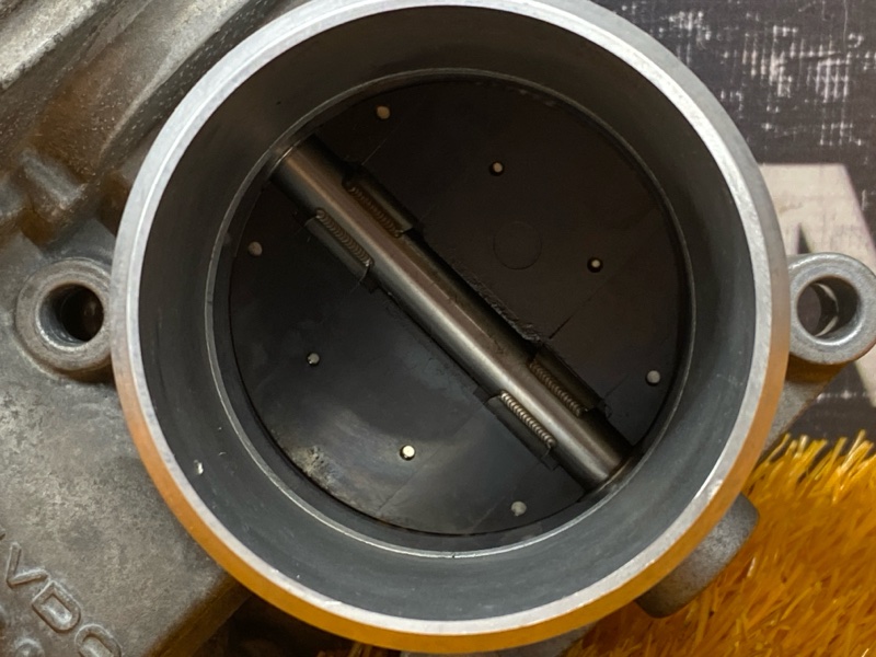 дроссельная заслонка, 2000 рублей, Красноярск