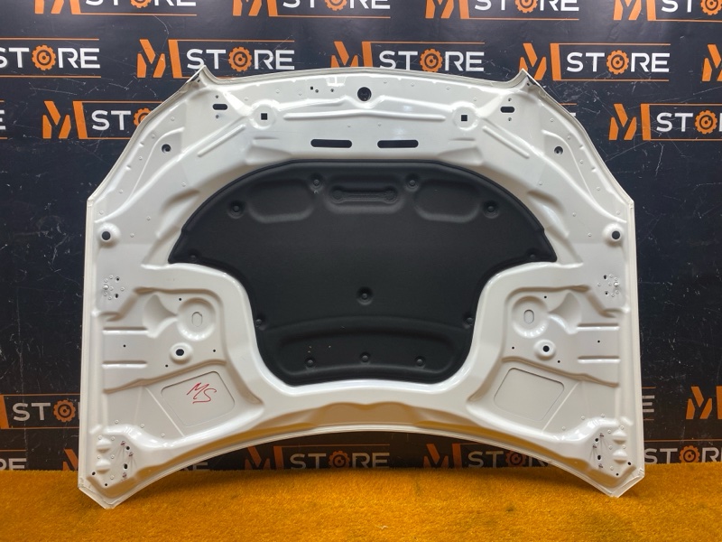 капот, 64000 рублей, Красноярск