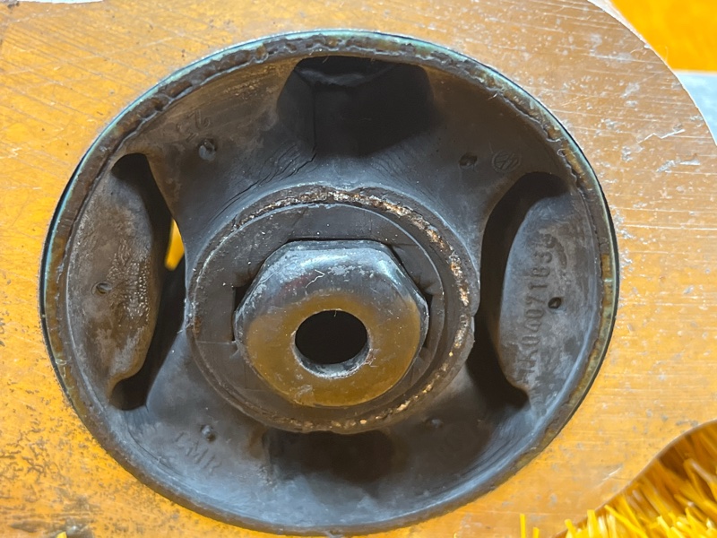 Рычаг подвески нижний, 2000 рублей, Красноярск