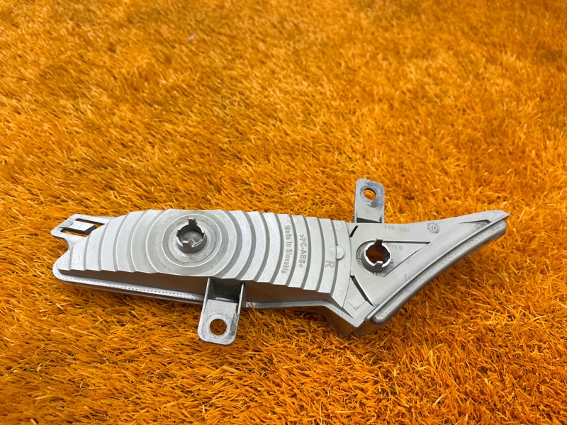 повторитель в бампер, 2000 рублей, Красноярск