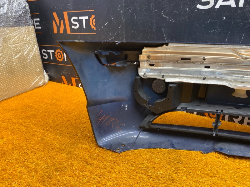 бампер, 6400 рублей, Красноярск