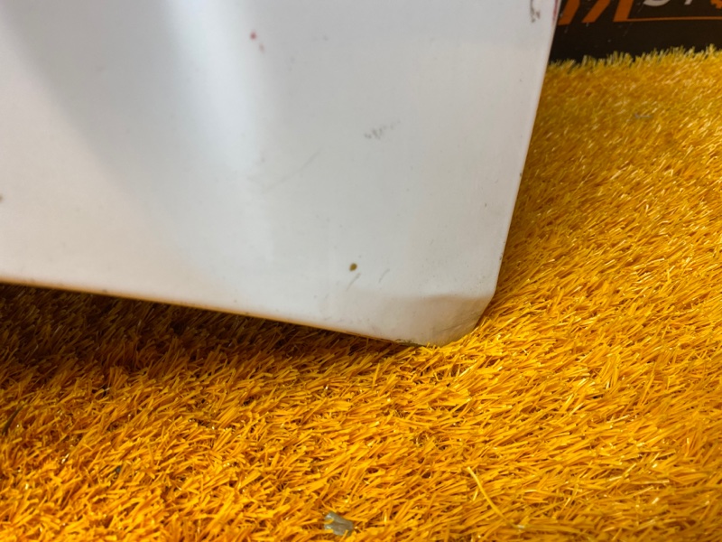 капот, 2000 рублей, Красноярск