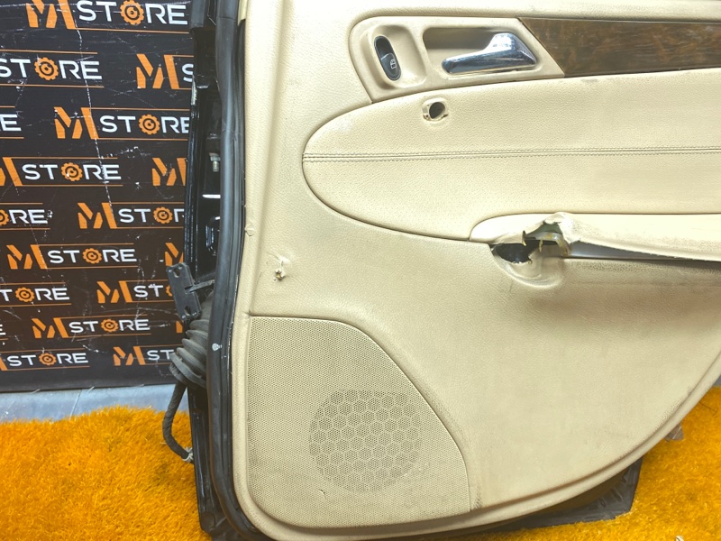 дверь, 5000 рублей, Красноярск