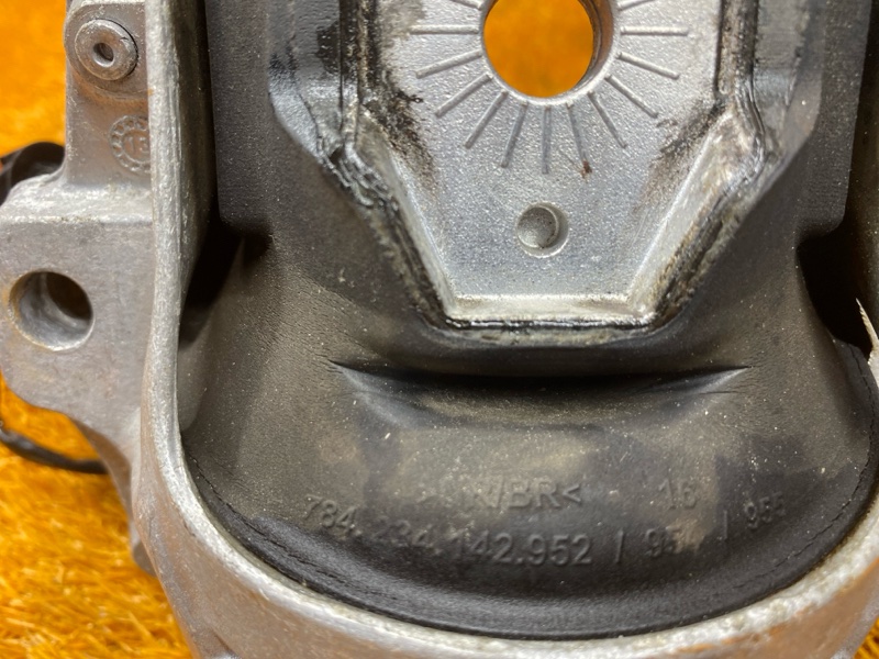 подушка двигателя, 4000 рублей, Красноярск