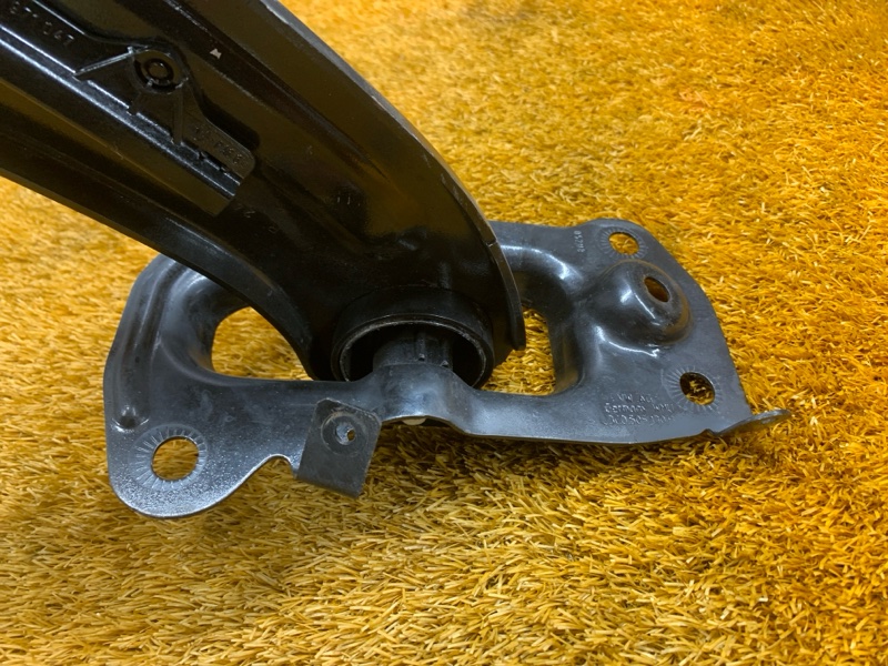 Рычаг подвески нижний, 1000 рублей, Красноярск