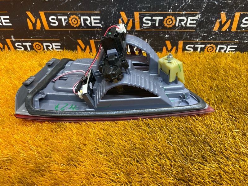 Фонарь крышки багажника, 6000 рублей, Красноярск